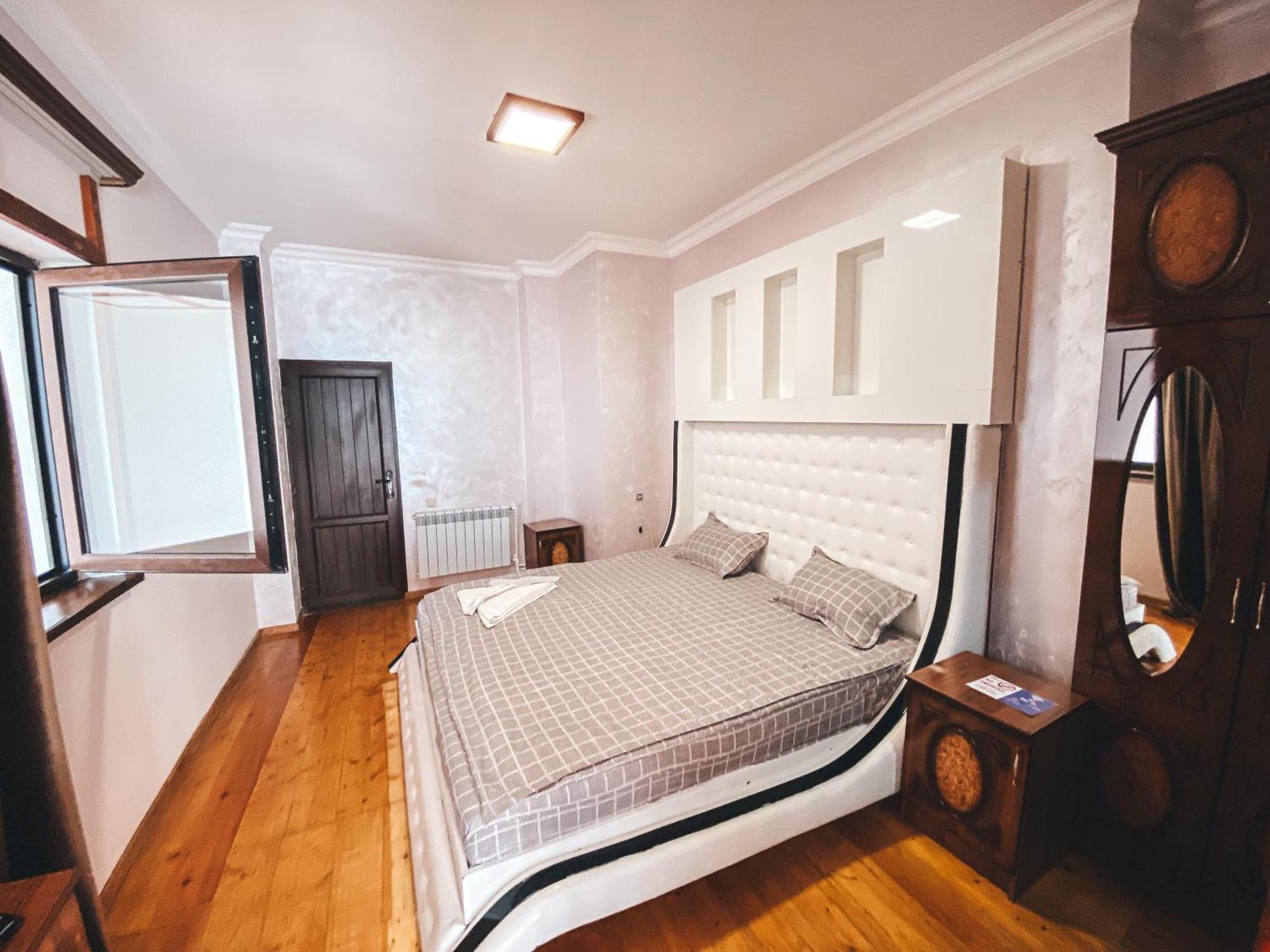 Yerevan Hotel Luaran gambar